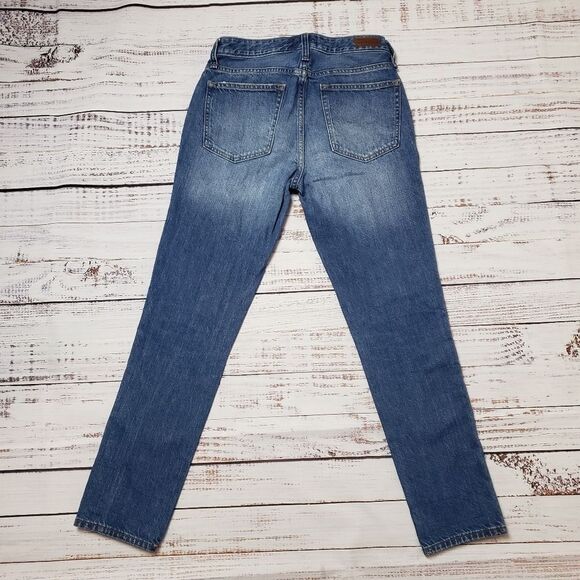 Abercrombie  & Fitch Ames slim boyfriend distressed ripped jeans size 24 - Picture 2 of 15